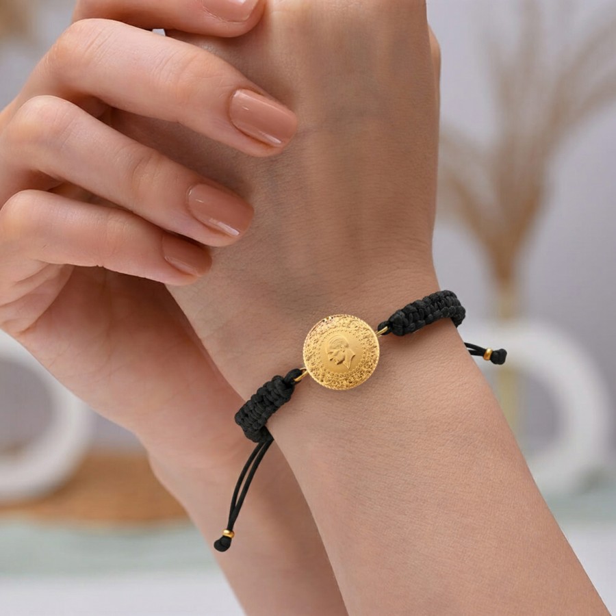 22 Ayar Yeni Çeyrek Altın Siyah Renkli İpli Bileklik 