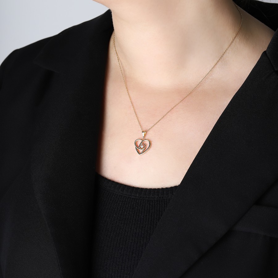 925 Ayar Gümüş Kararmaz Sarı Altın Kaplama Kalp Figürlü Taşlı Kolye