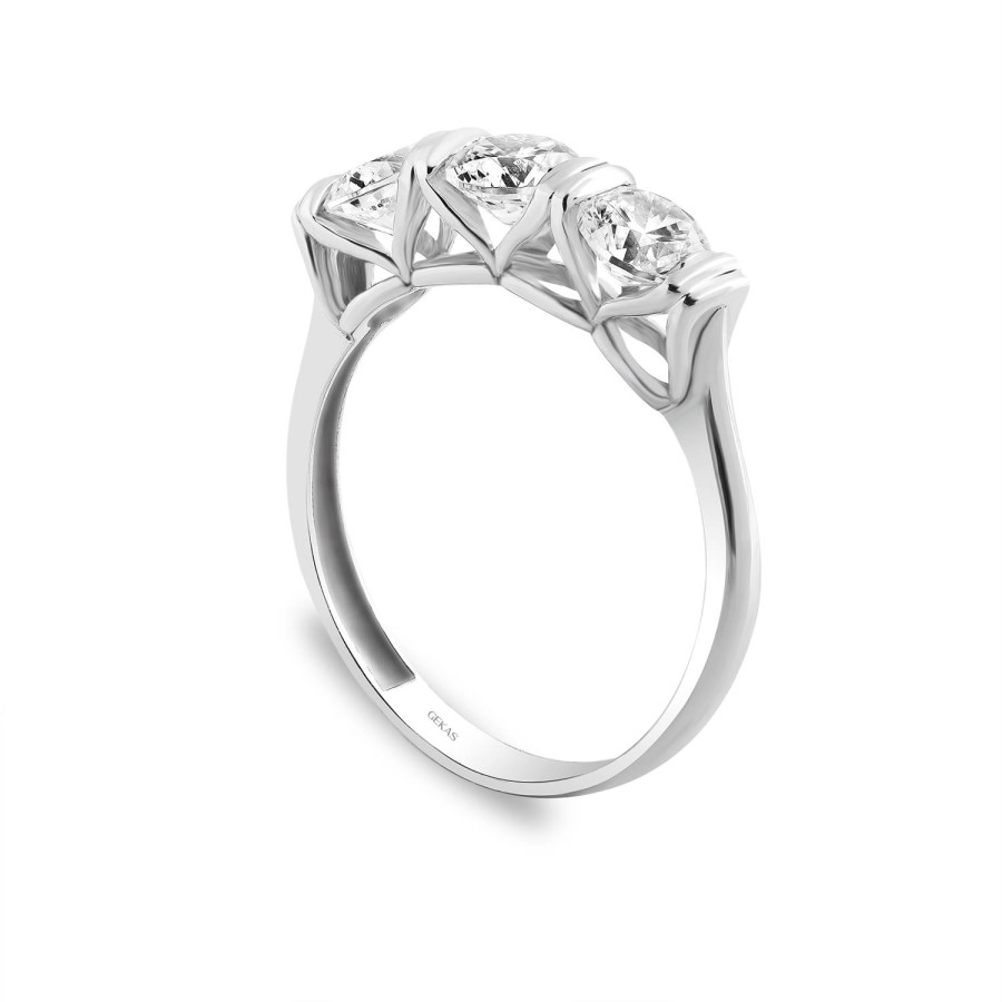 14 Ayar Beyaz Altın Üçtaş Yüzük